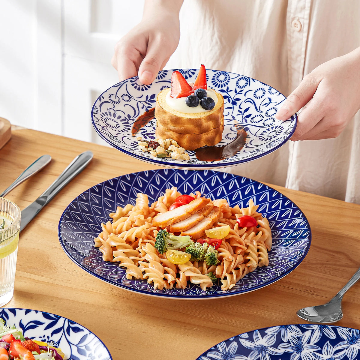 MALACASA Blue And White Porcelain Ceramic Dinnerware Set